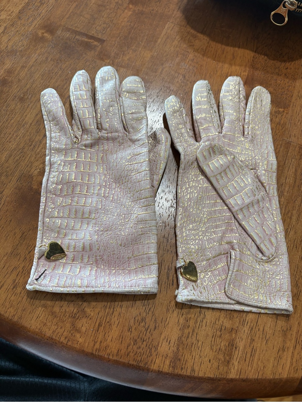 Moschino leather pink gold vintage Croc-Embossed Women's Gloves Sz 8